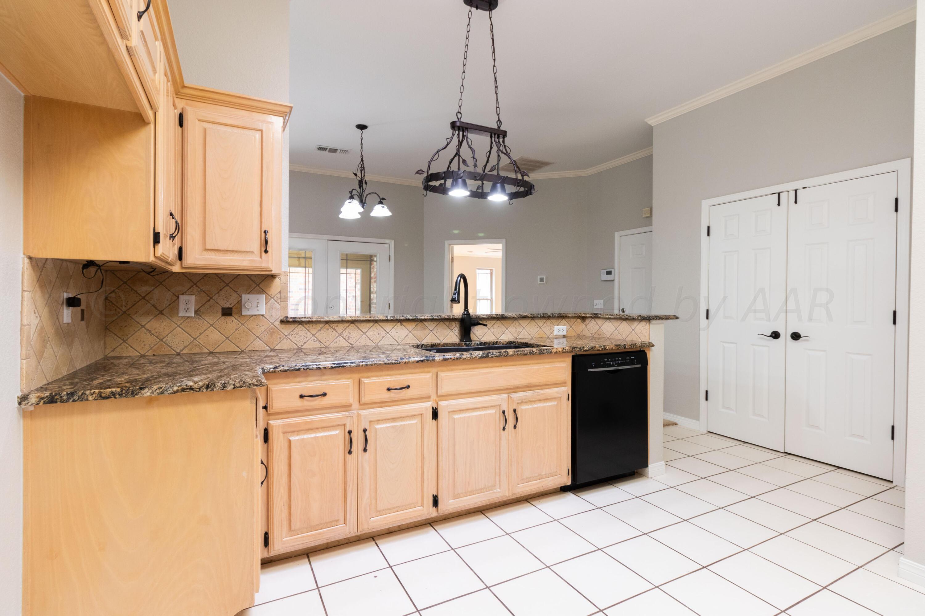 7718 Reward Place Amarillo, TX 79119 - Photo 6 of 33 16