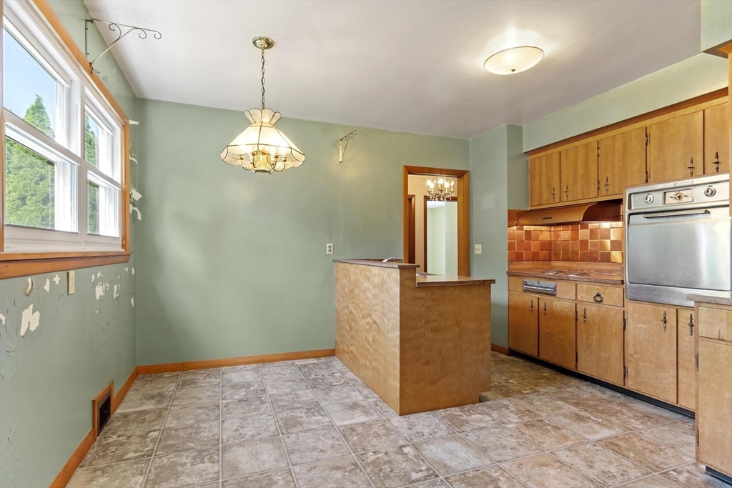5 Sasur Street Three Rivers, MA 01080 - Photo 10 of 29