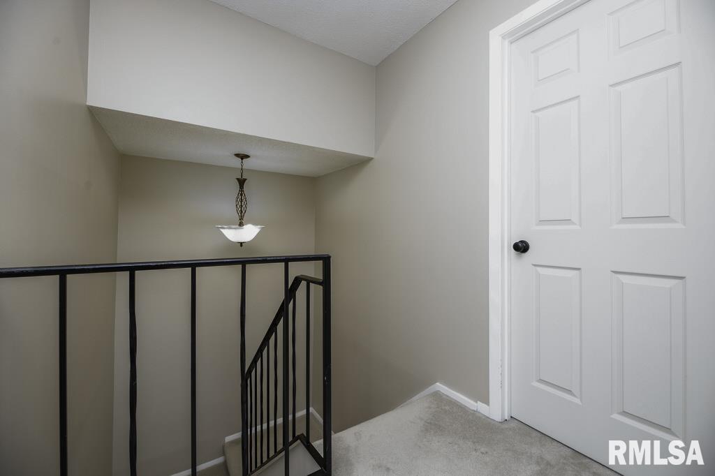 6518 North Allen Road, Unit 69 Peoria, IL 61614 - Photo 18 of 33