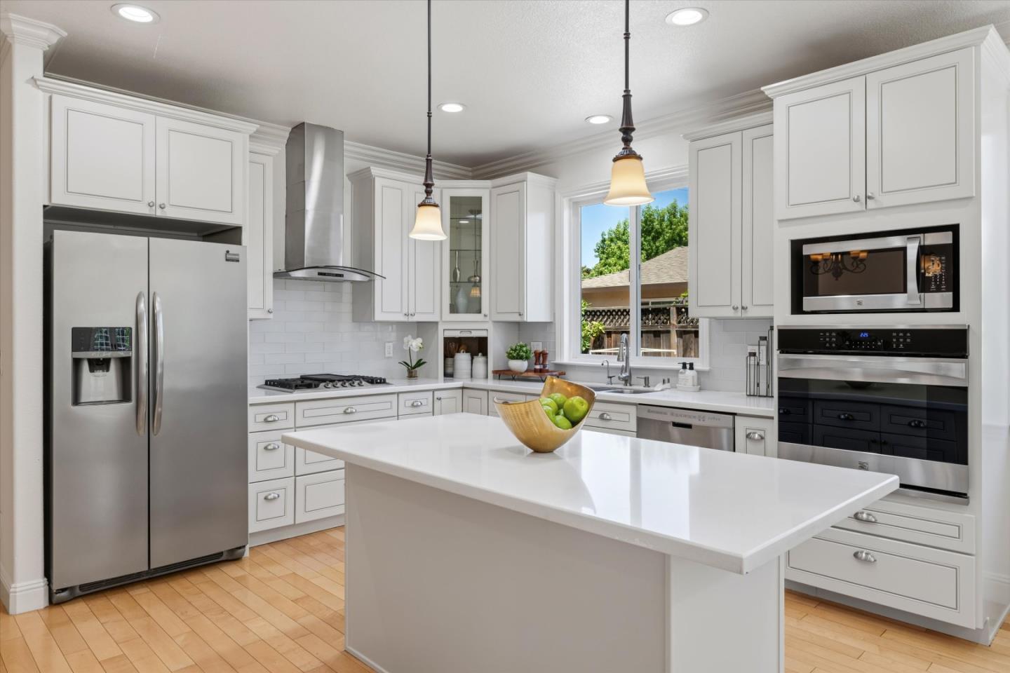 6448 Bollinger Road San Jose, CA 95129 - Photo 9 of 37 Gallery Image 9