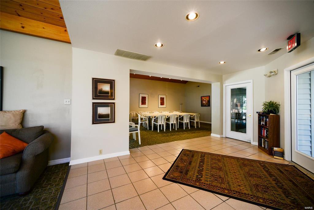 708 Ridgeview Cir Lane Ballwin, MO 63021 - Photo 46 of 50 Gallery Image 46