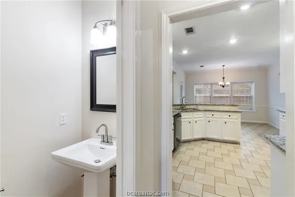 $3,000 | 4709 Shoal Creek Drive, College Station, TX 77845