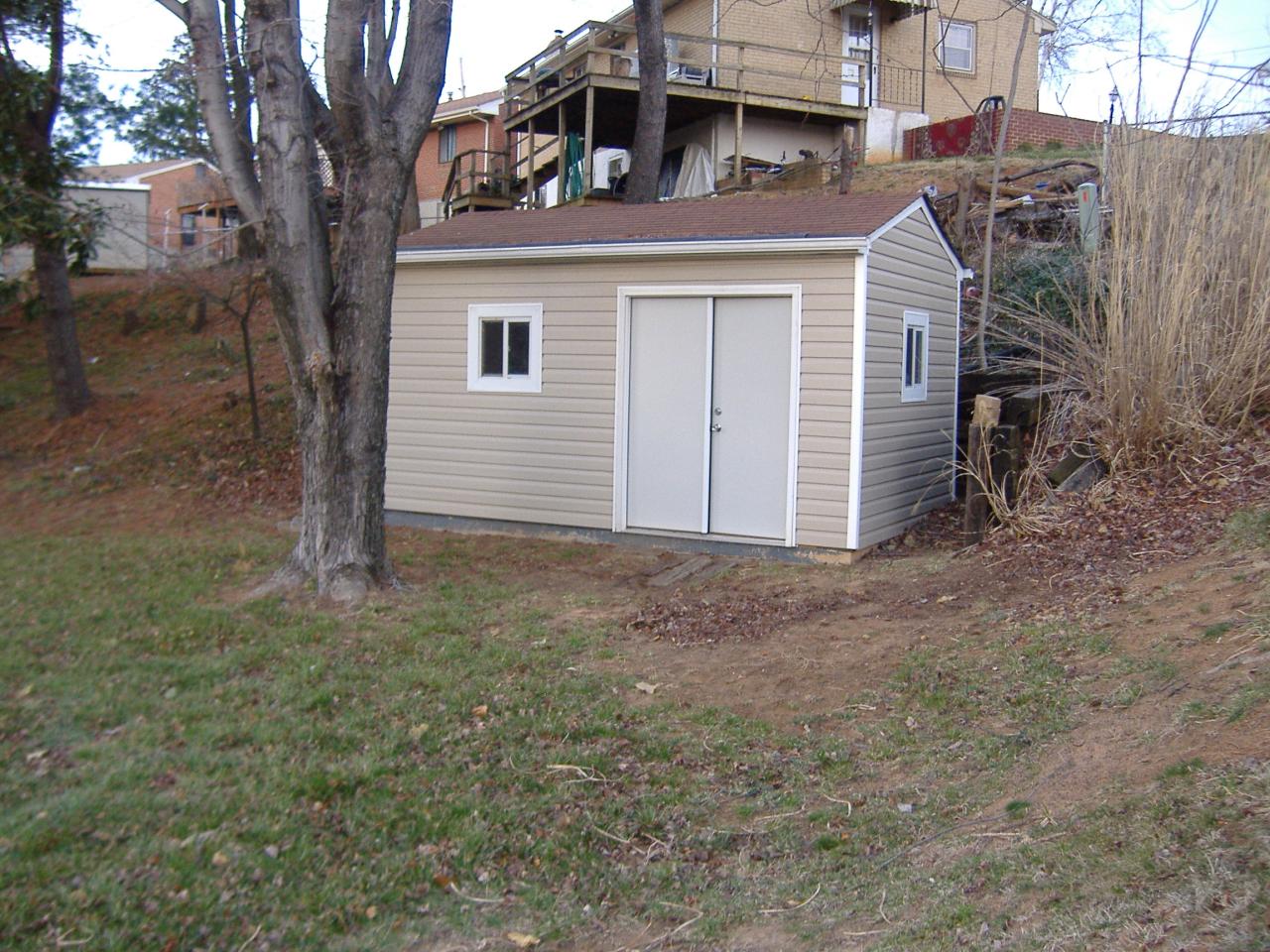 505 Olney Road Vinton, VA 24179 - Photo 3 of 29 a view of a house with a yard