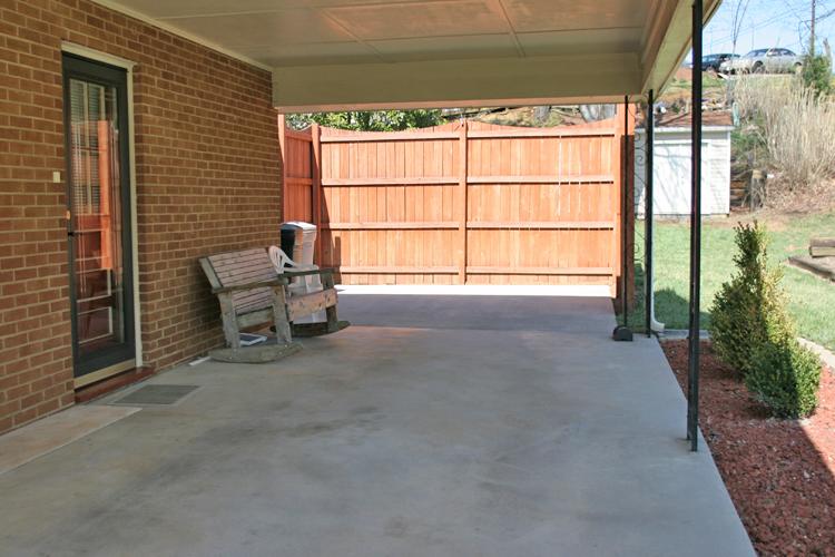 505 Olney Road Vinton, VA 24179 - Photo 21 of 29 a view of an empty room with a balcony