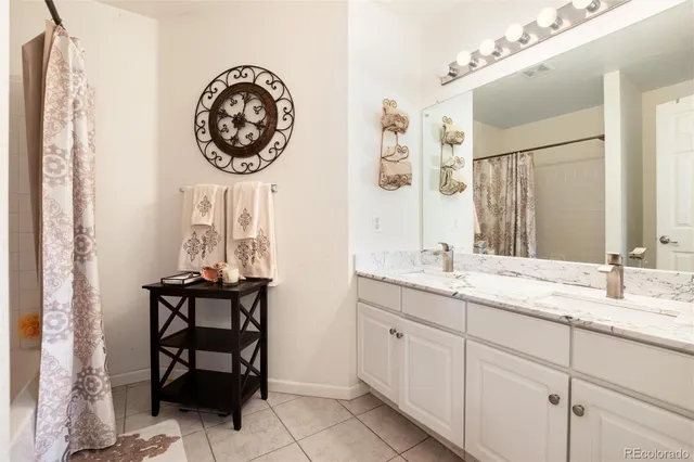 a picture of floor plan