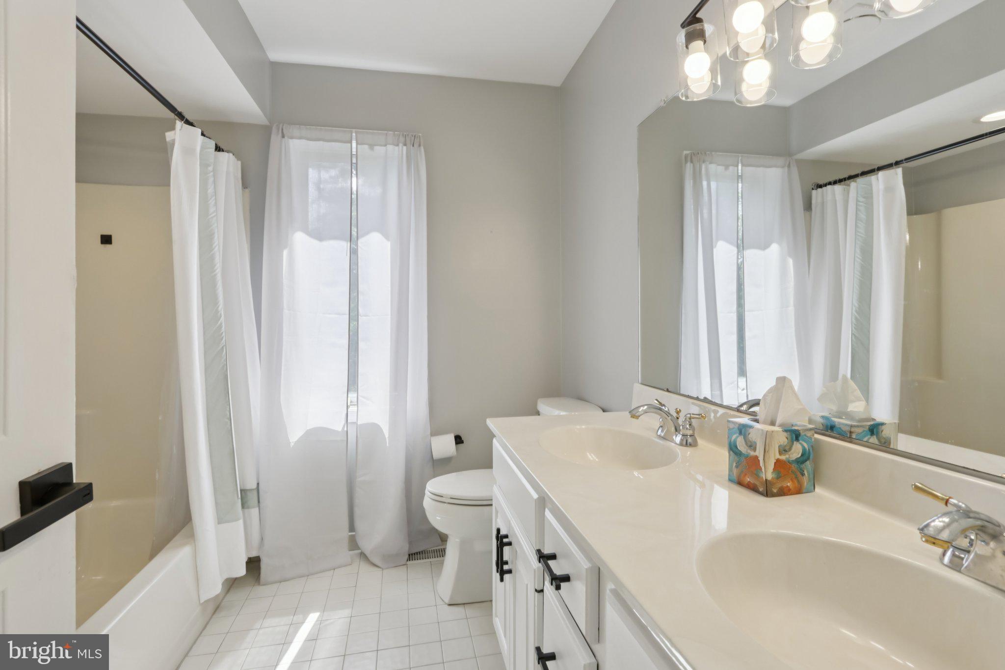 4 East Spring Oak Circle Media, PA 19063 - Photo 27 of 50 second floor bath