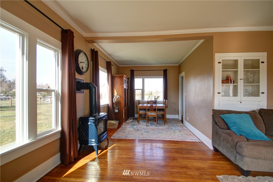 14379 Josh Wilson Road Burlington, WA 98233 - Photo 11 of 23 Gallery Image 11