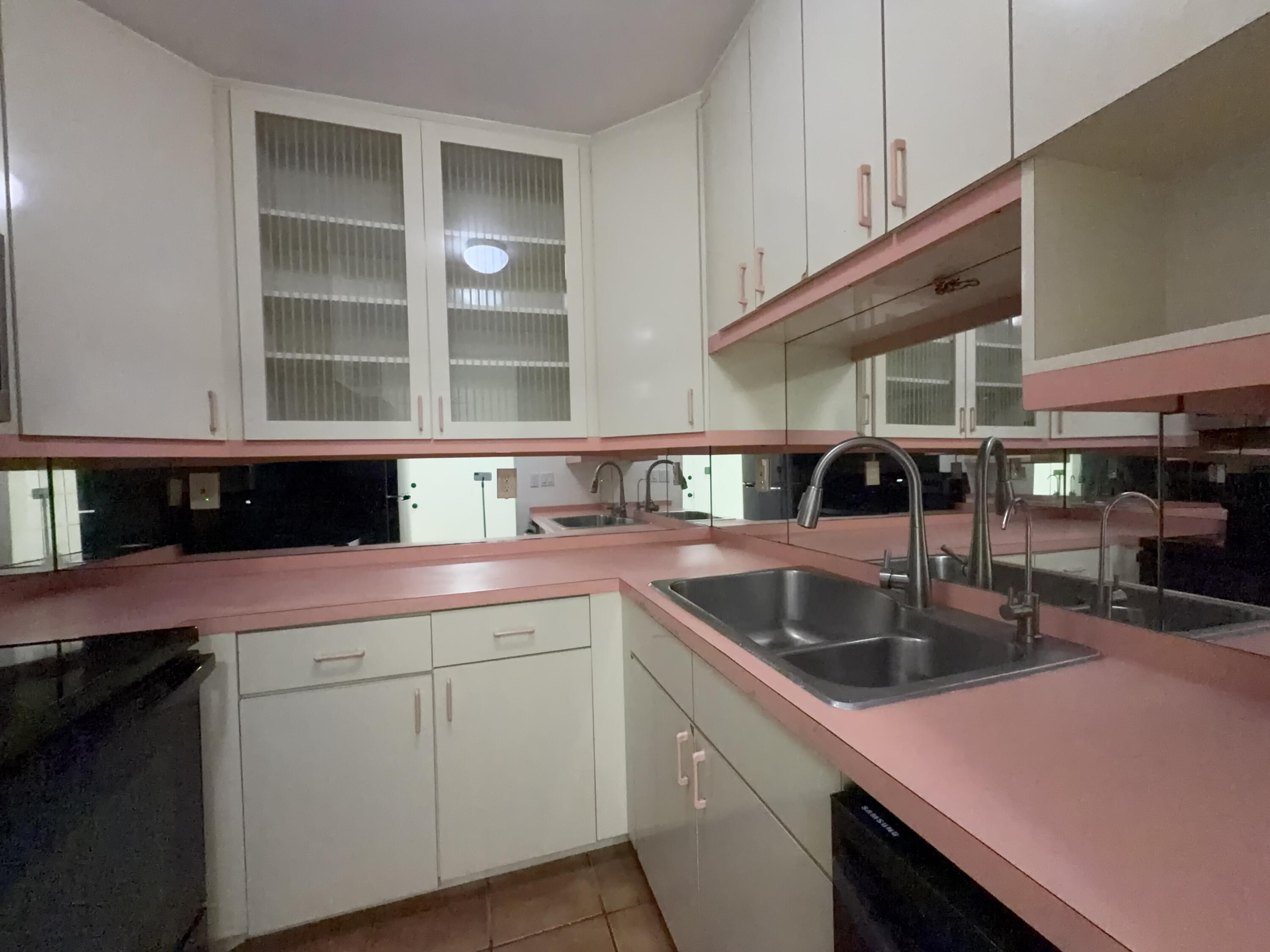 298 Southwest 6th Street, Unit 1090 Boca Raton, FL 33432 - Photo 8 of 24 IMG_0089