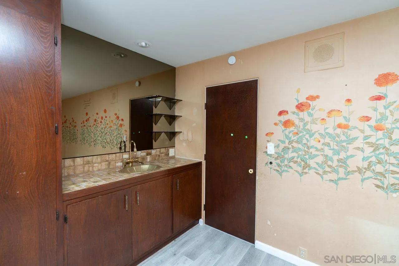 6503 Via Dos Valles Rancho Santa Fe, CA 92067 - Photo 21 of 60 Gallery Image 21
