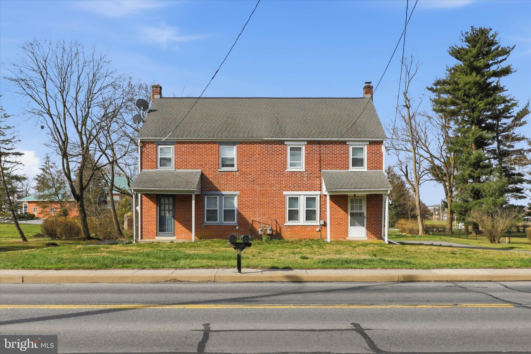 1630 Lampeter Road Lancaster, PA 17602 - Photo 2 of 49