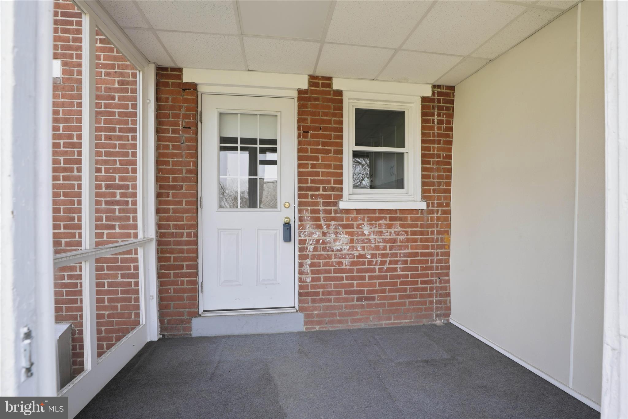 1630 Lampeter Road Lancaster, PA 17602 - Photo 8 of 49