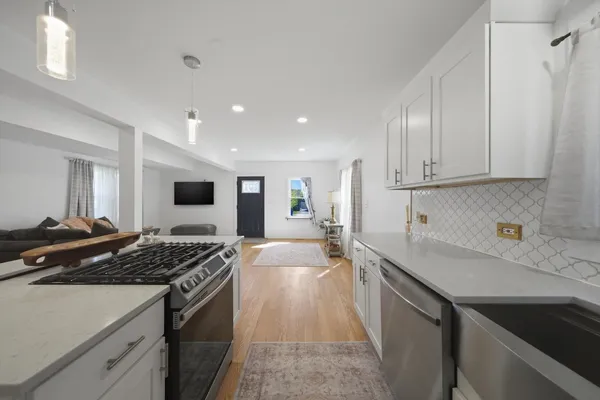 $525,000 | 4636 Custer Avenue, Brookfield, IL 60513