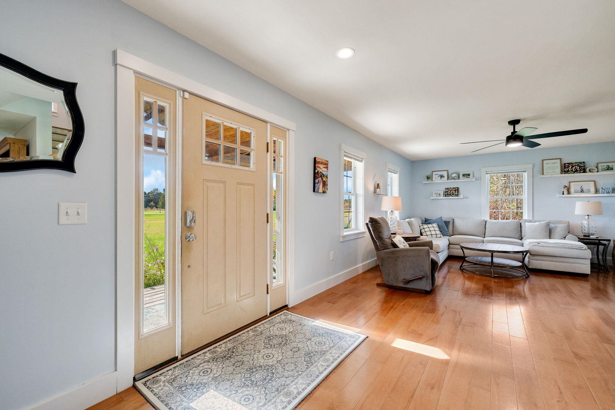 36 Pearl Street Grand Isle, VT 05458 - Photo 13 of 49