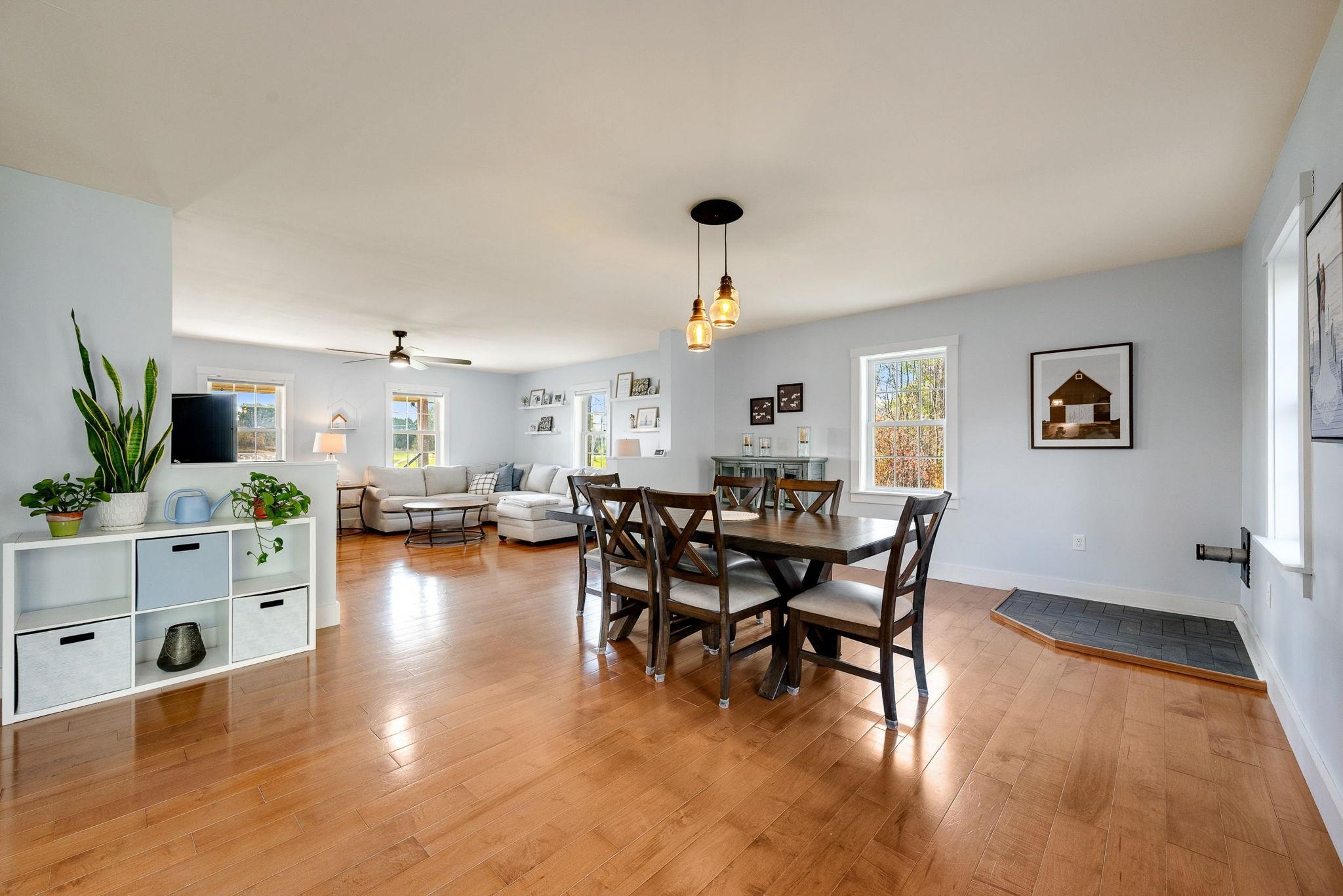 36 Pearl Street Grand Isle, VT 05458 - Photo 16 of 49