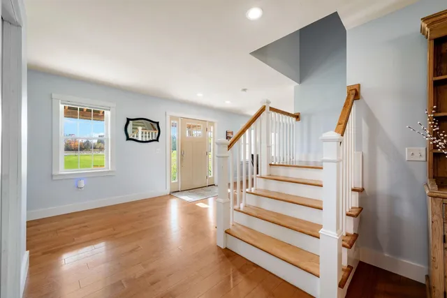 $675,000 | 36 Pearl Street, Grand Isle, VT 05458