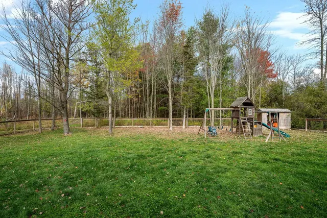 $675,000 | 36 Pearl Street, Grand Isle, VT 05458