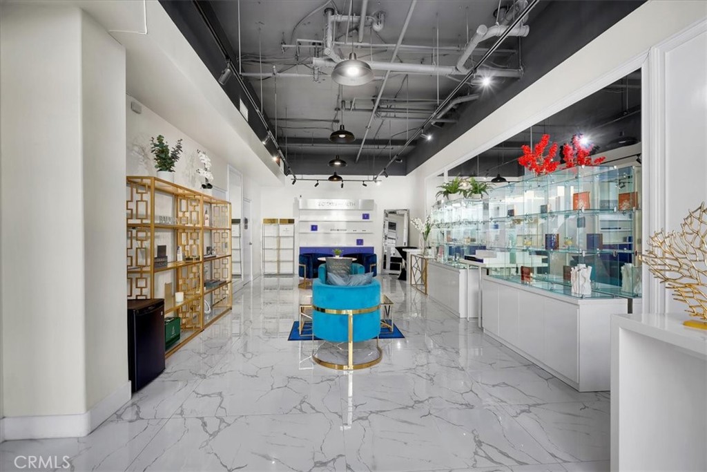 300 East 4th Street, Unit 103 Long Beach, CA 90802 - Photo 19 of 75