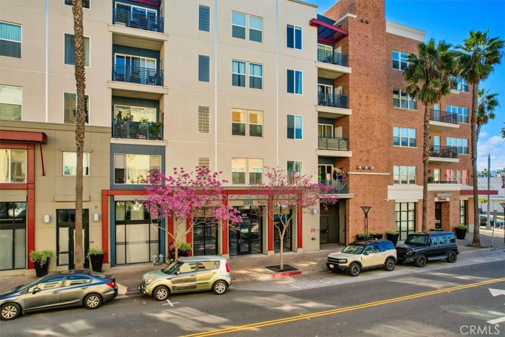 300 East 4th Street, Unit 103 Long Beach, CA 90802 - Photo 4 of 75