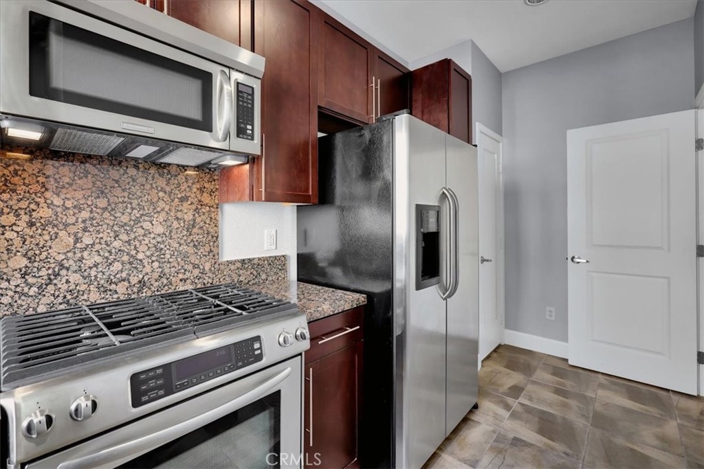 300 East 4th Street, Unit 103 Long Beach, CA 90802 - Photo 49 of 75