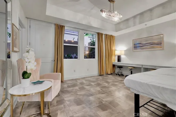 $748,000 | 300 East 4th Street, Unit 103, Long Beach, CA 90802