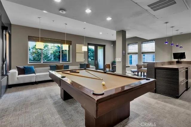 $748,000 | 300 East 4th Street, Unit 103, Long Beach, CA 90802