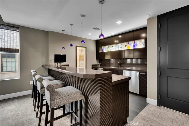 $748,000 | 300 East 4th Street, Unit 103, Long Beach, CA 90802