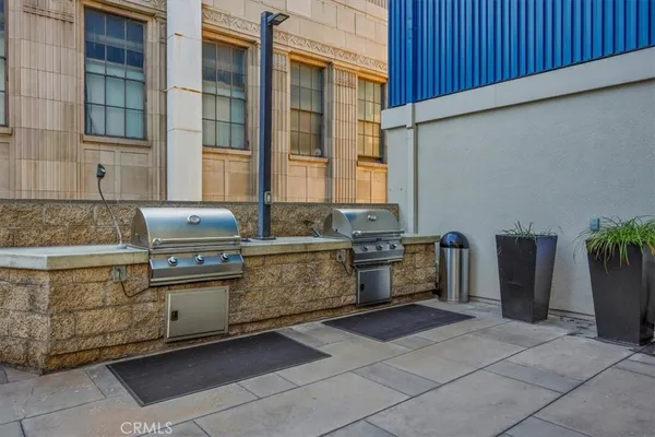 $748,000 | 300 East 4th Street, Unit 103, Long Beach, CA 90802