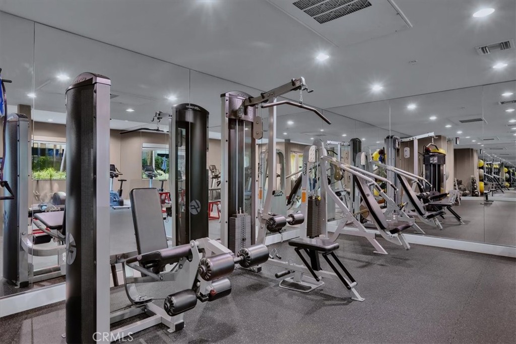 300 East 4th Street, Unit 103 Long Beach, CA 90802 - Photo 70 of 75