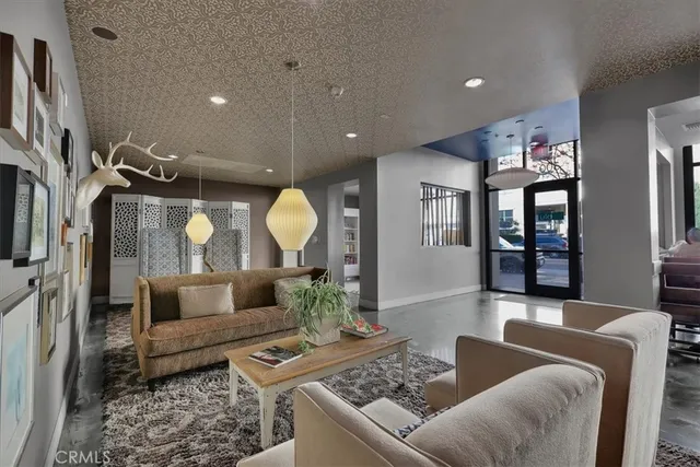 $748,000 | 300 East 4th Street, Unit 103, Long Beach, CA 90802