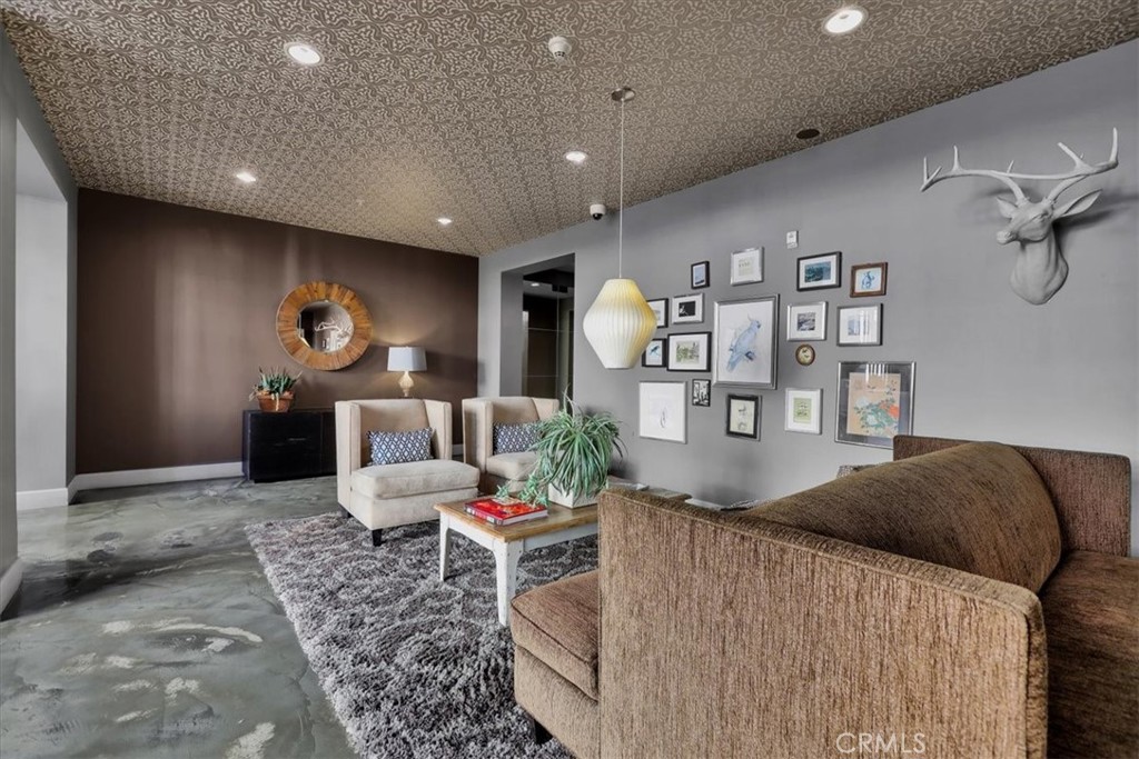 300 East 4th Street, Unit 103 Long Beach, CA 90802 - Photo 10 of 75