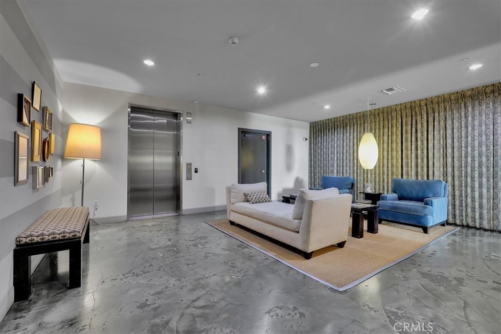 300 East 4th Street, Unit 103 Long Beach, CA 90802 - Photo 10 of 75