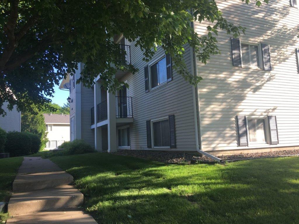 1811 Greenfield Lane Southwest, Unit 10 Rochester, MN 55902 - Photo 1 of 1 Gallery Image 1