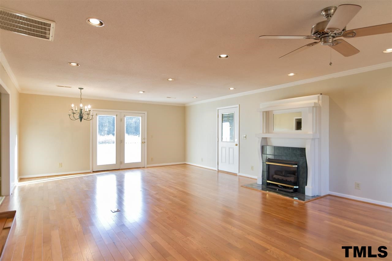 6114 Whitney Road Graham, NC 27253 - Photo 4 of 17 Gallery Image 4