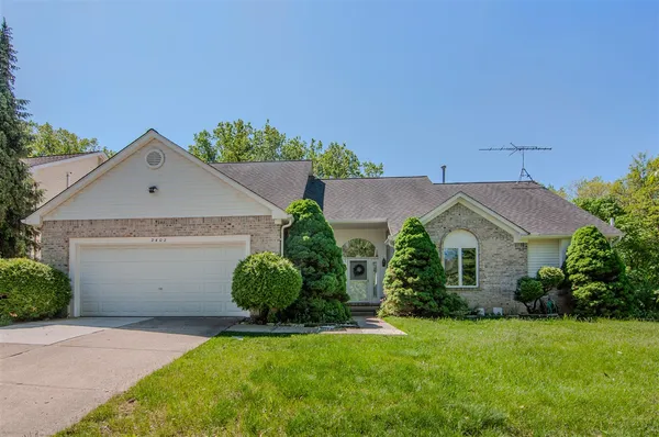 $709,000 | 2402 Meadowridge Court, Ann Arbor, MI 48105