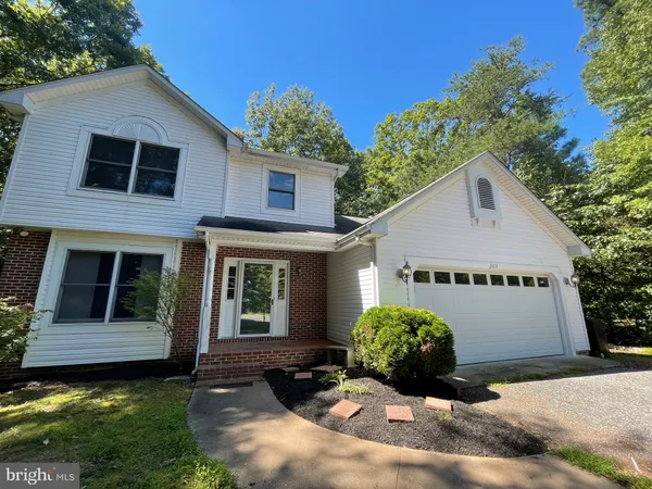 $2,450 | 21113 Arbor Court, Leonardtown, MD 20650