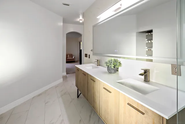 $550,000 | 6540 36th Place, Vero Beach, FL 32966