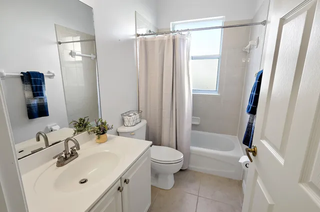 $550,000 | 6540 36th Place, Vero Beach, FL 32966