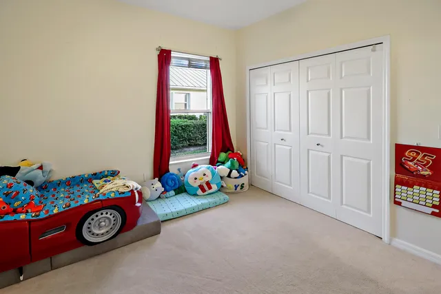 $550,000 | 6540 36th Place, Vero Beach, FL 32966