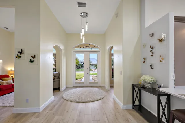 $550,000 | 6540 36th Place, Vero Beach, FL 32966