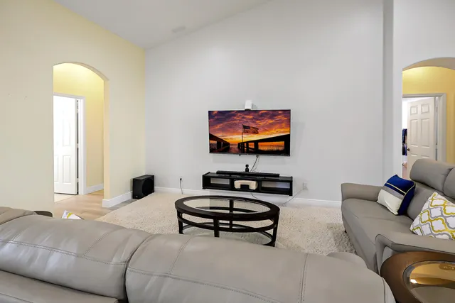 $550,000 | 6540 36th Place, Vero Beach, FL 32966