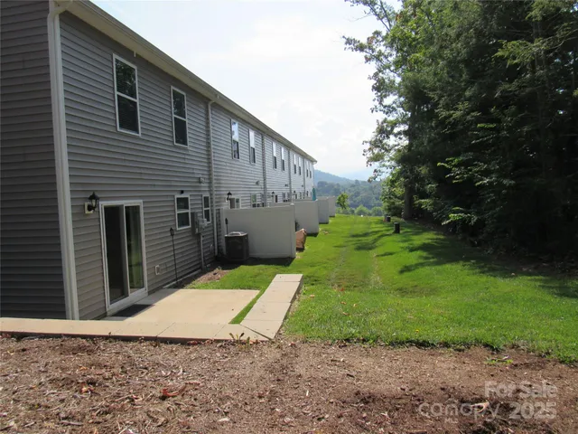 $341,500 | 103 Gregory Court, Weaverville, NC 28787