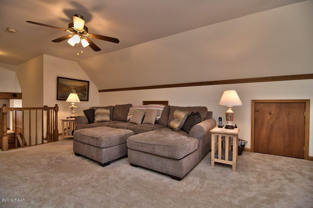731 Spring Hill Road Sterling, PA 18463 - Photo 45 of 73 Bedroom 3 View 4
