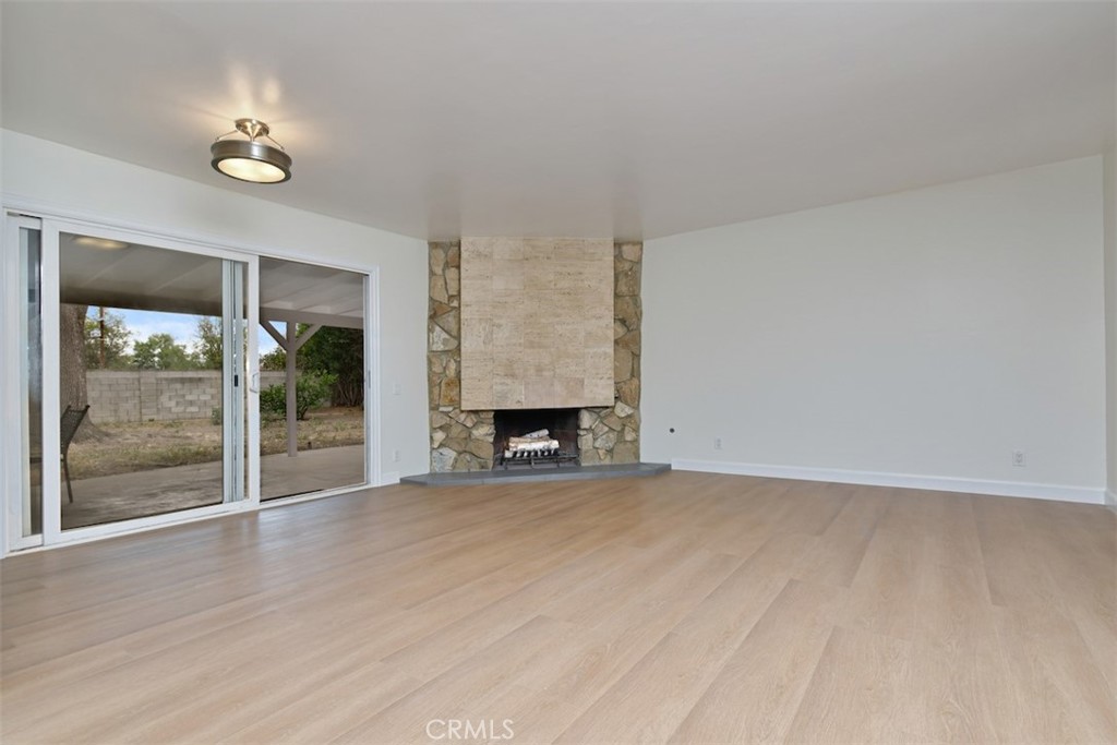 7006 Helmsdale Road West Hills, CA 91307 - Photo 13 of 41