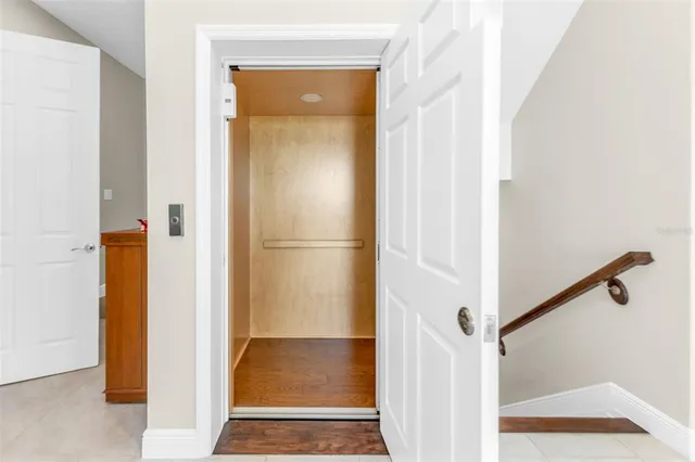 a picture of a lake view