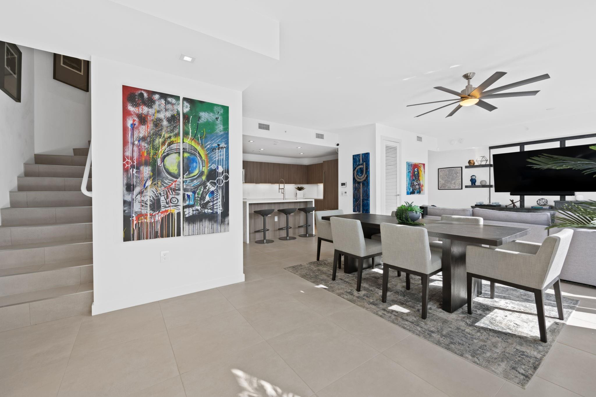 401 North Birch Road, Unit TH2 Fort Lauderdale, FL 33304 - Photo 2 of 39 Photo 2