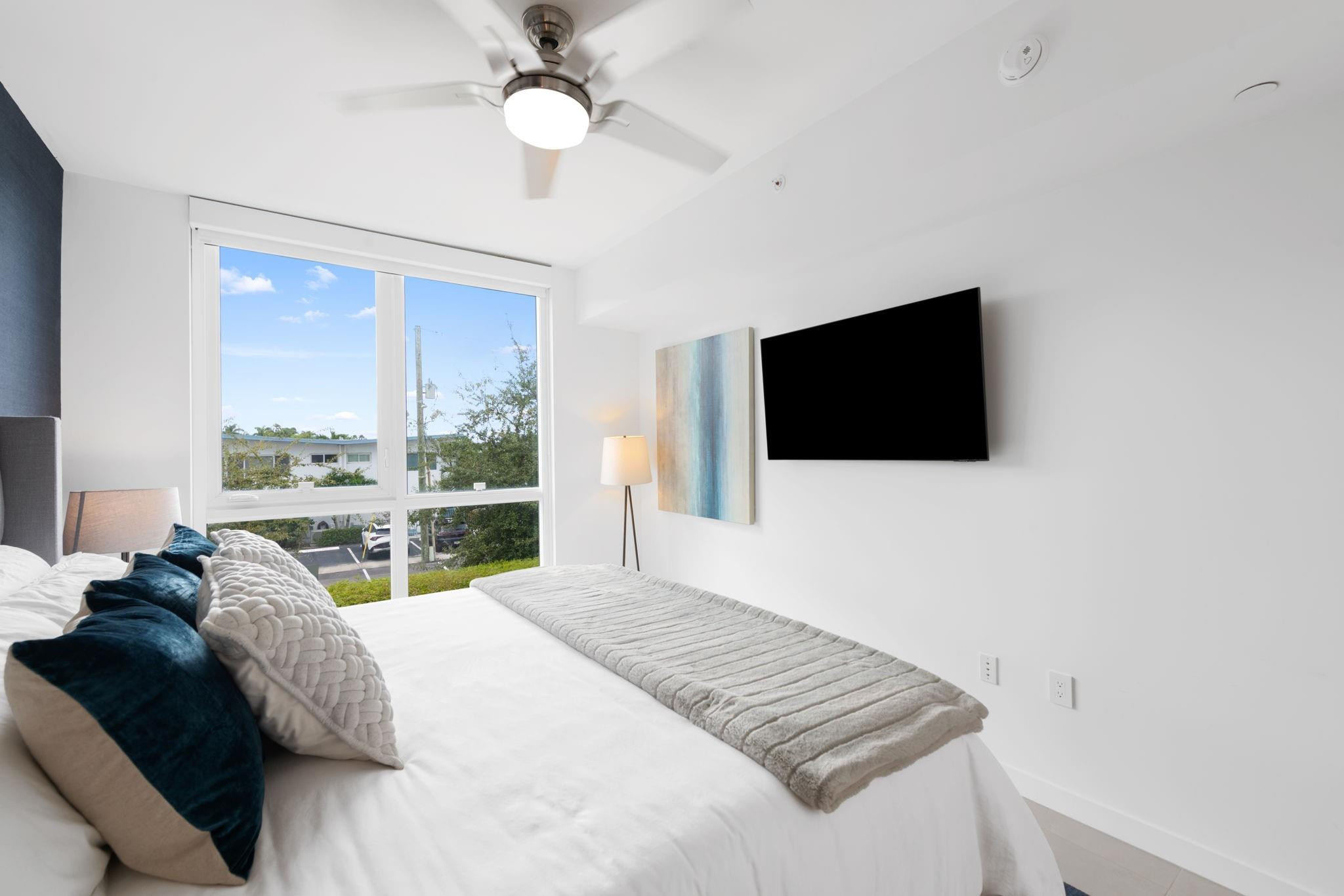 401 North Birch Road, Unit TH2 Fort Lauderdale, FL 33304 - Photo 21 of 39 Photo 21