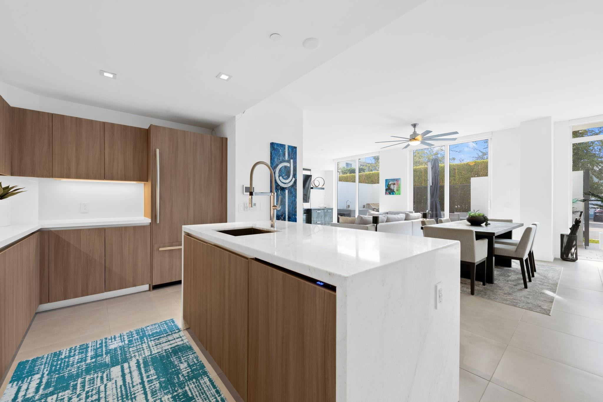 401 North Birch Road, Unit TH2 Fort Lauderdale, FL 33304 - Photo 4 of 39 Photo 4