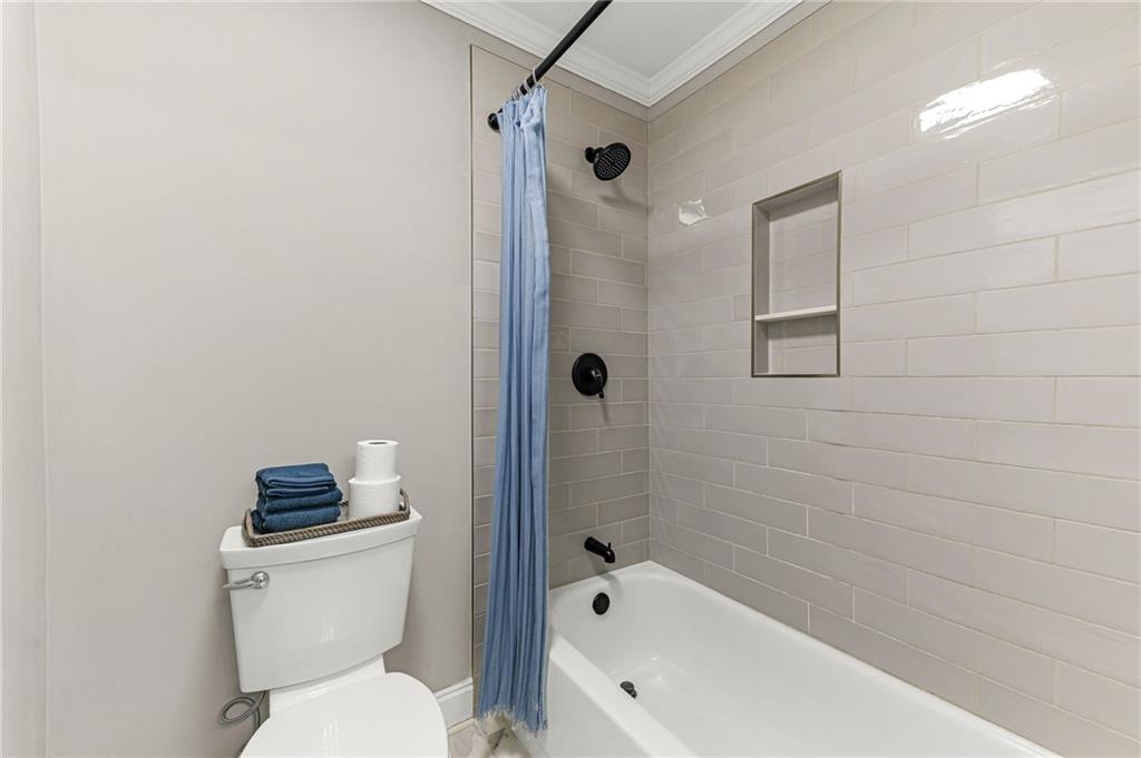 376 Lum Crowe Road Roswell, GA 30075 - Photo 39 of 65 Gallery Image 39