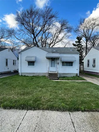 $1,100 | 11099 Studebaker Avenue, Warren, MI 48089