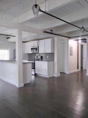 $1,950 | 45 Summer Street, Unit 109, Leominster, MA 01453